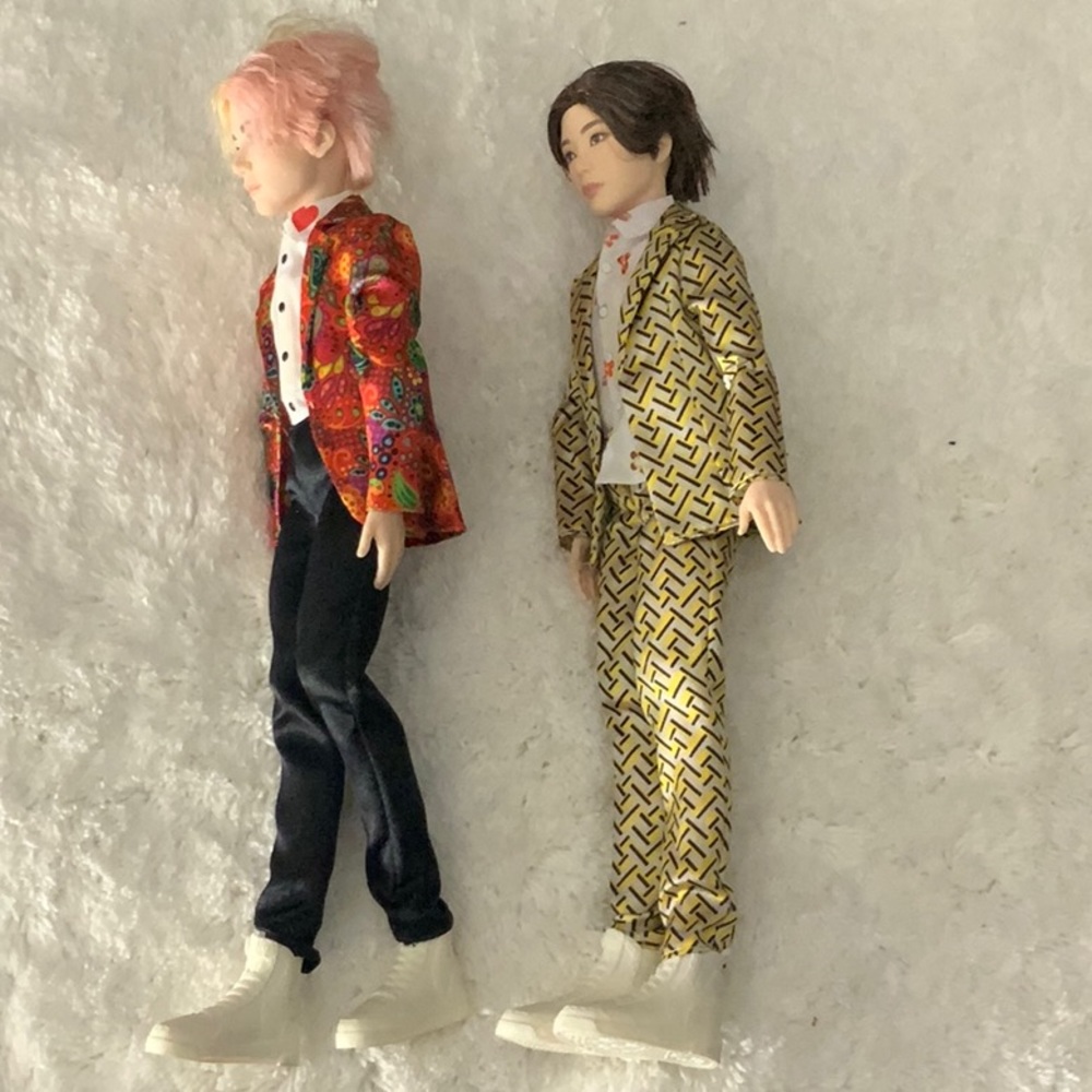 Doll - Picture 6 of 6